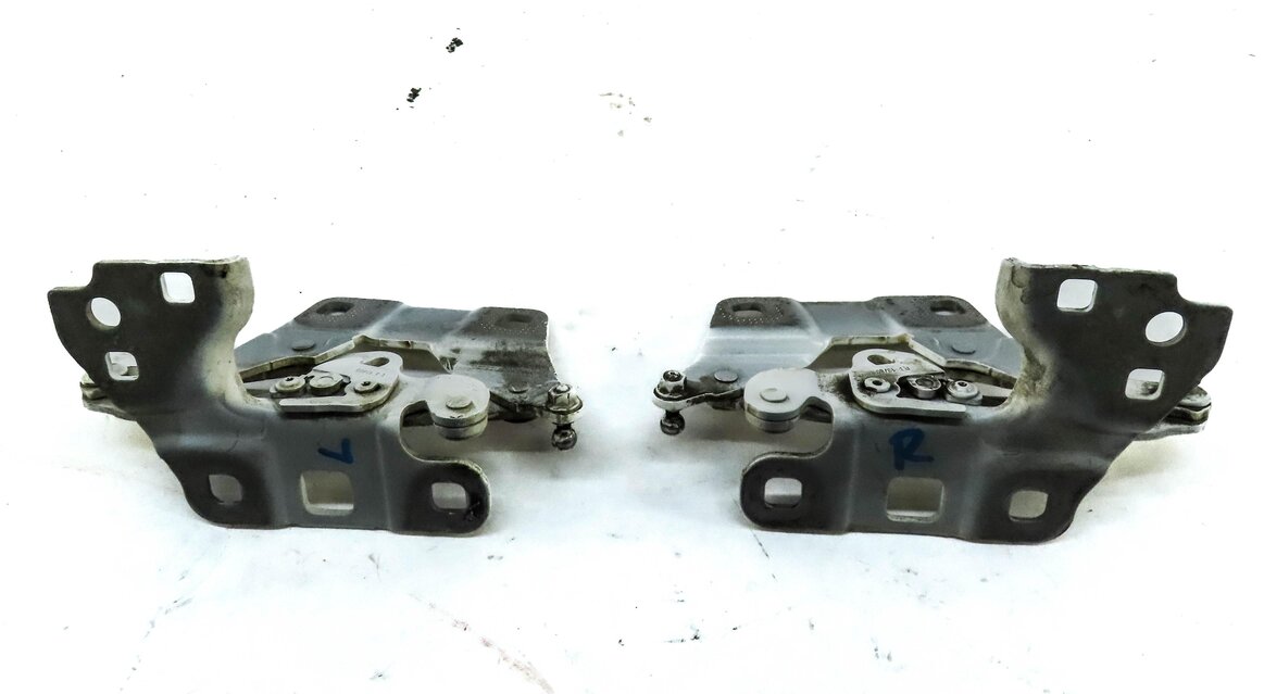 Thumbnail 5: 2012-2019 MERCEDES GL ML CLASS (W166 X166) FRONT HOOD HINGE SET (DIAMOND WHITE)