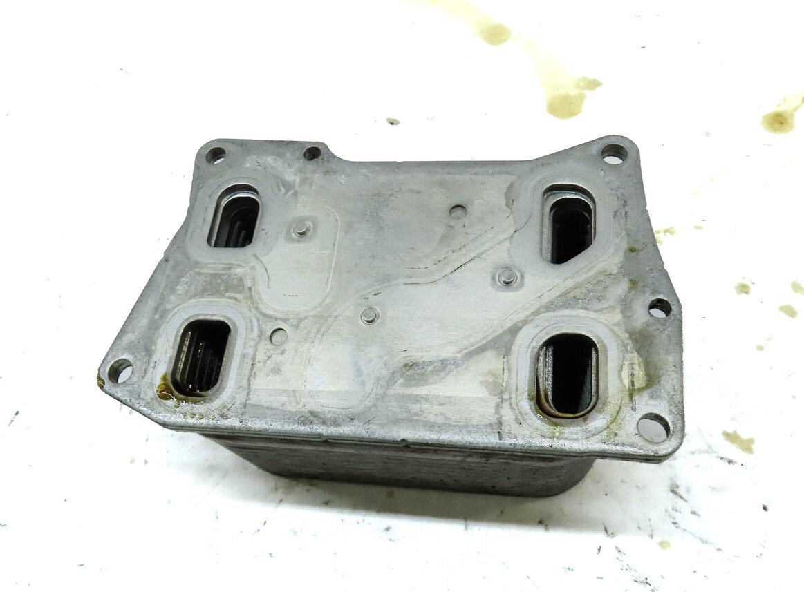 Thumbnail 5: 11-20 MERCEDES CL E GL ML S CLASS (W166 X166 C216) 4.6L TURBO ENGINE OIL COOLER
