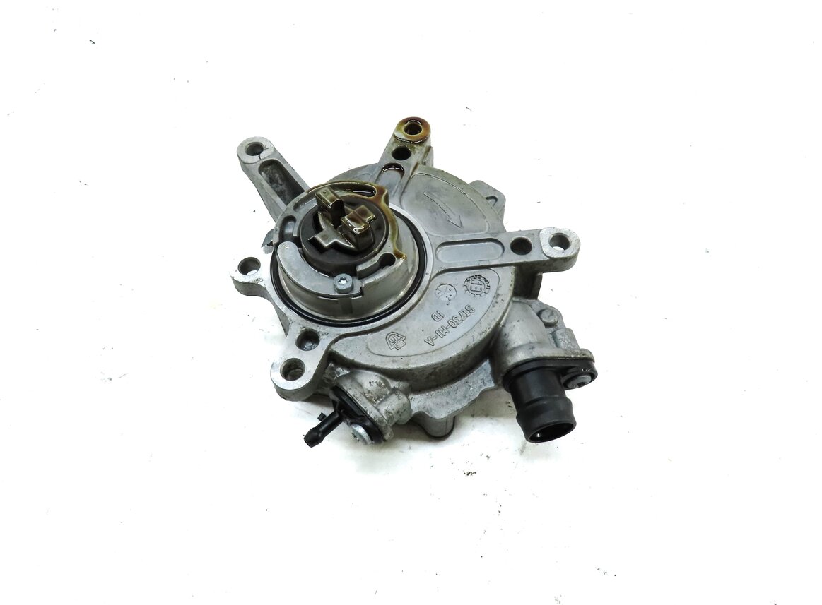 Thumbnail 2: 11-20 CL550 GL450 GL550 ML350 ML550 S400 S550 S600 SL550 4.6L M278 VACUUM PUMP