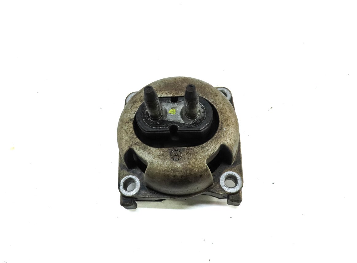 Thumbnail 2: 2014 MERCEDES GL550 (X166) 4.6L AUTO TRANSMISSION MOUNT BRACKET 1662401118