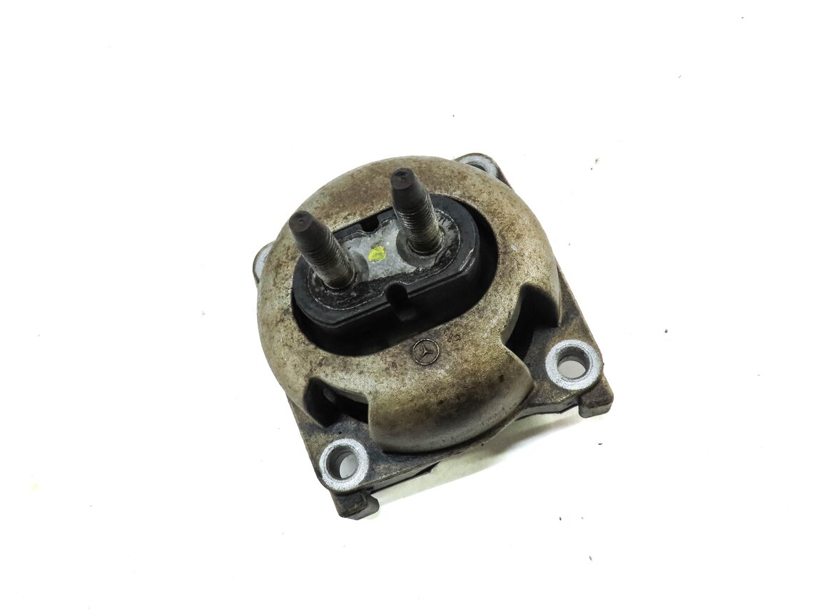 Thumbnail 3: 2014 MERCEDES GL550 (X166) 4.6L AUTO TRANSMISSION MOUNT BRACKET 1662401118
