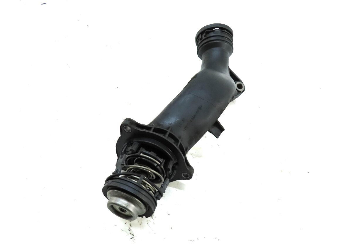 2014 MERCEDES GL550 X166 4.6L TURBO M278 ENGINE THERMOSTAT HOUSING COOLANT PIPE