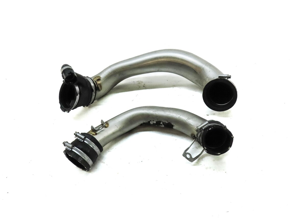 Thumbnail 2: 2014 MERCEDES GL550 (X166) 4.6L TURBO M278 ENGINE RIGHT AIR INTAKE PIPE SET 2