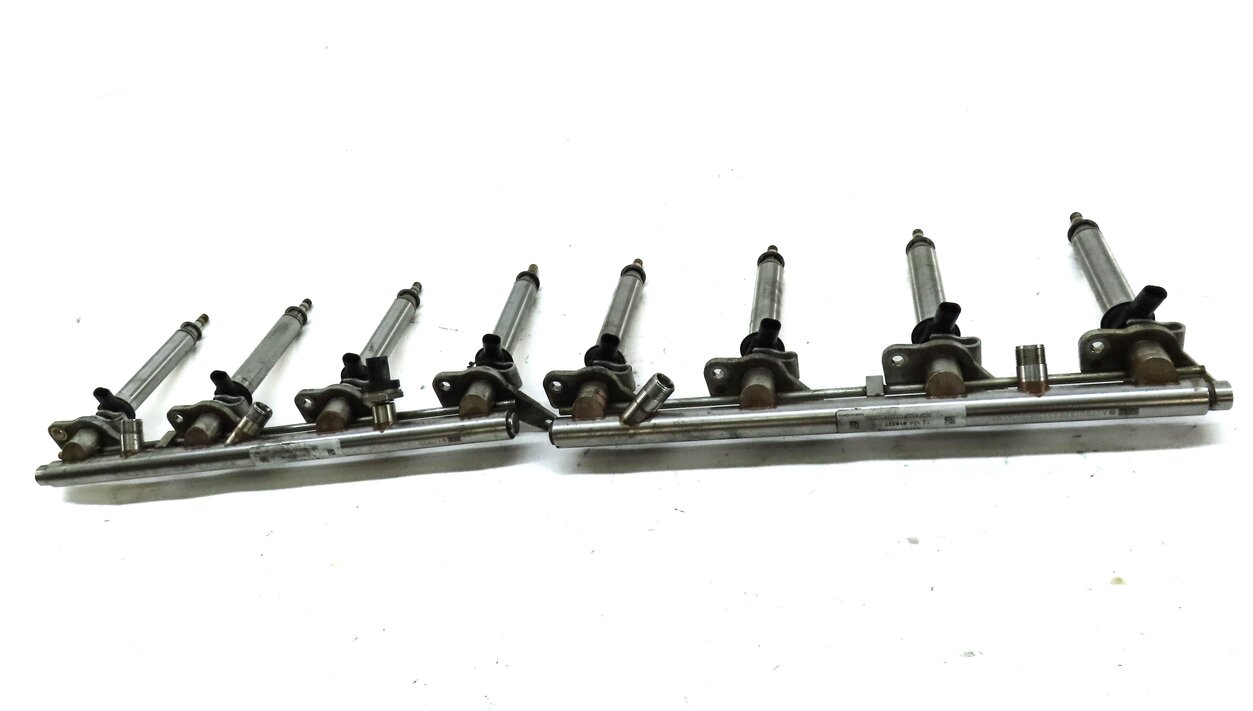 Thumbnail 2: 2014 MERCEDES GL550 (X166) 4.6L TURBO M278 ENGINE FUEL INJECTOR SET 8 w/ RAILS