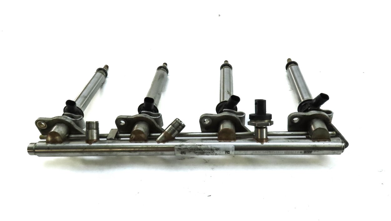 Thumbnail 4: 2014 MERCEDES GL550 (X166) 4.6L TURBO M278 ENGINE FUEL INJECTOR SET 8 w/ RAILS
