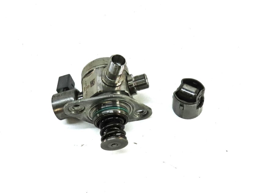 Thumbnail 2: 11-20 MERCEDES CL E G GL ML SL S SL CLS W212 W222 RIGHT HIGH PRESSURE FUEL PUMP