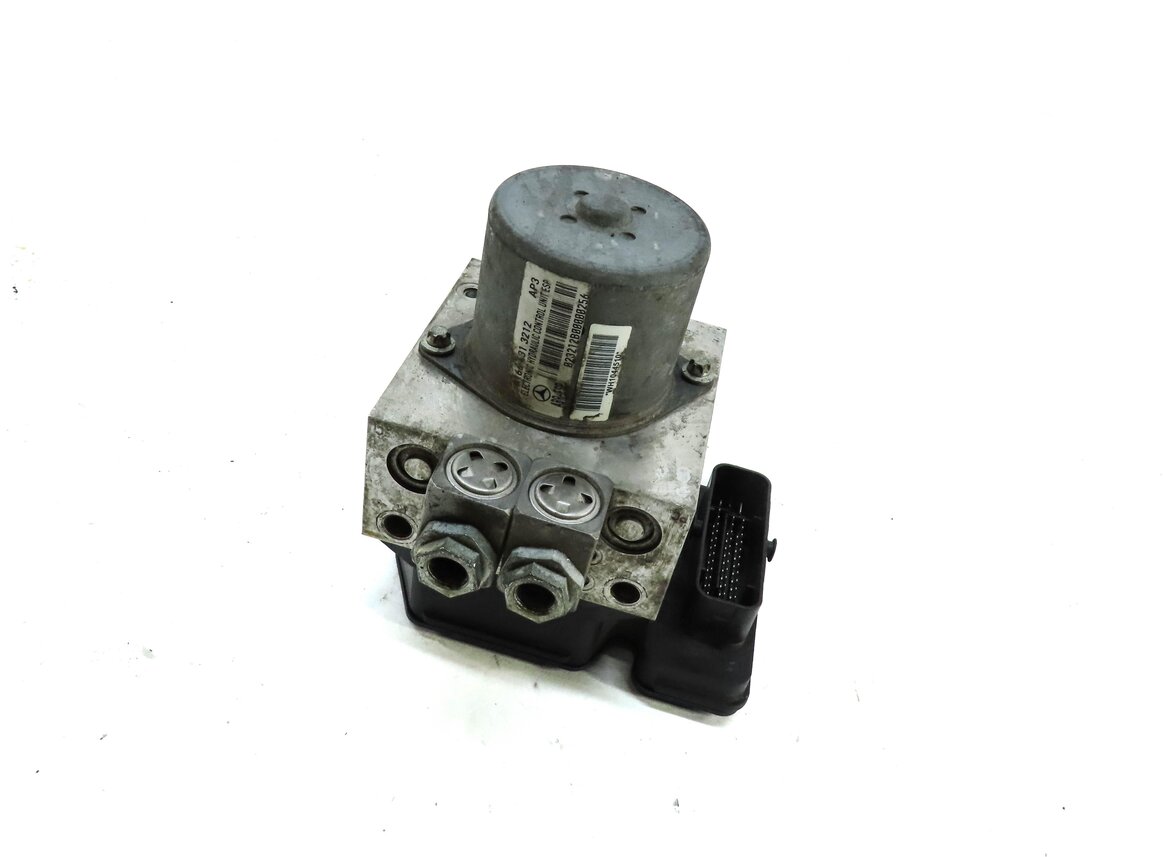 2014-2015 MERCEDES GL350 GL450 GL550 (X166) ADAPTIVE CRUISE - ABS BRAKE PUMP