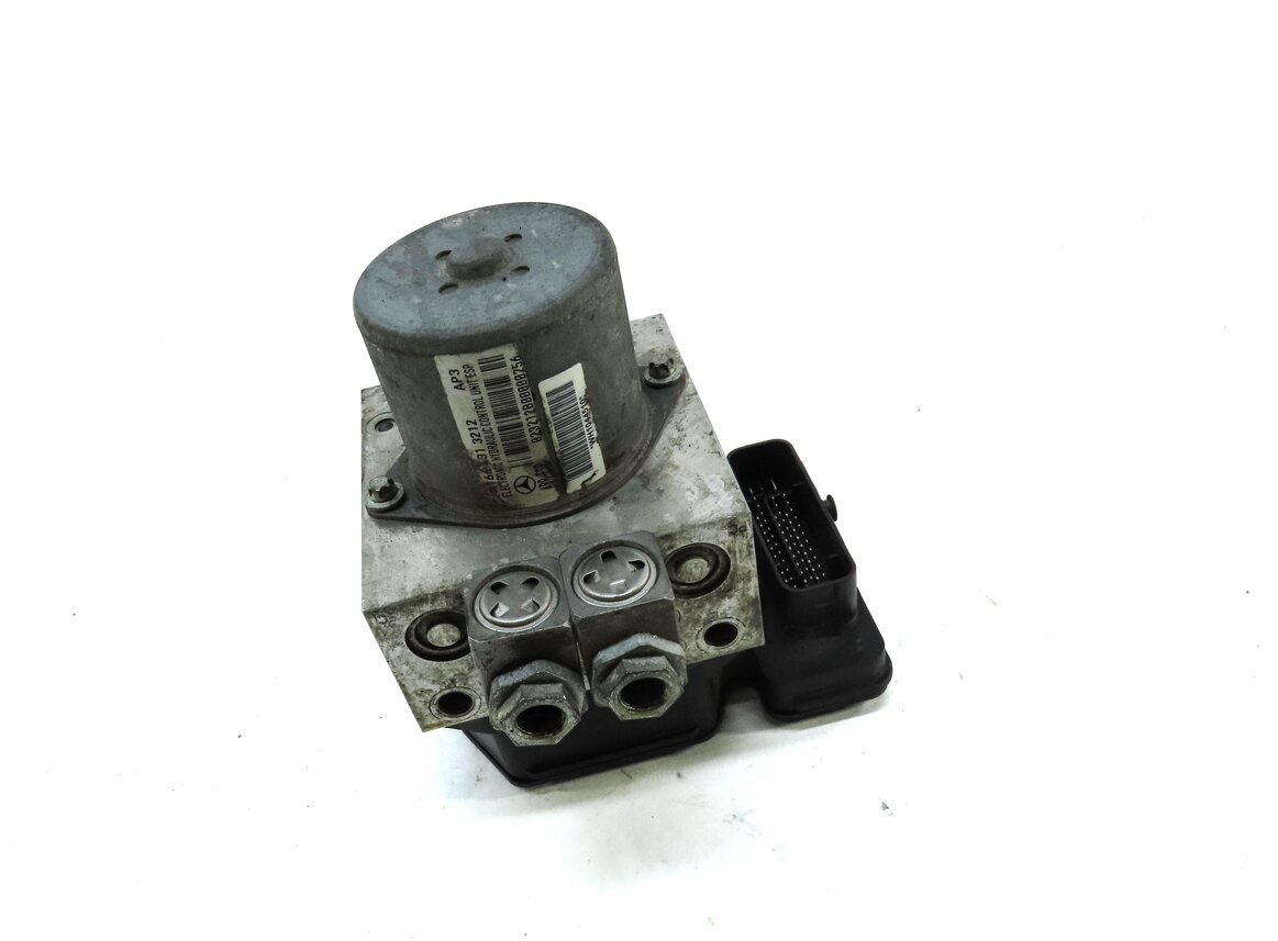 Thumbnail 3: 2014-2015 MERCEDES GL350 GL450 GL550 (X166) ADAPTIVE CRUISE - ABS BRAKE PUMP