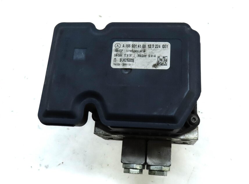 Thumbnail 5: 2014-2015 MERCEDES GL350 GL450 GL550 (X166) ADAPTIVE CRUISE - ABS BRAKE PUMP