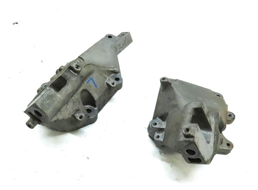 2014 MERCEDES GL550 (X166) 4.6L TURBO M278 LEFT & RIGHT ENGINE MOUNT BRACKET SET