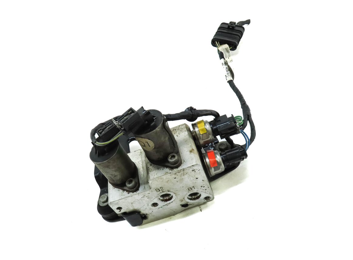 Thumbnail 3: 2014 MERCEDES GL550 (X166) REAR ACTIVE SEAY BAR VALVE BLOCK 1663201258
