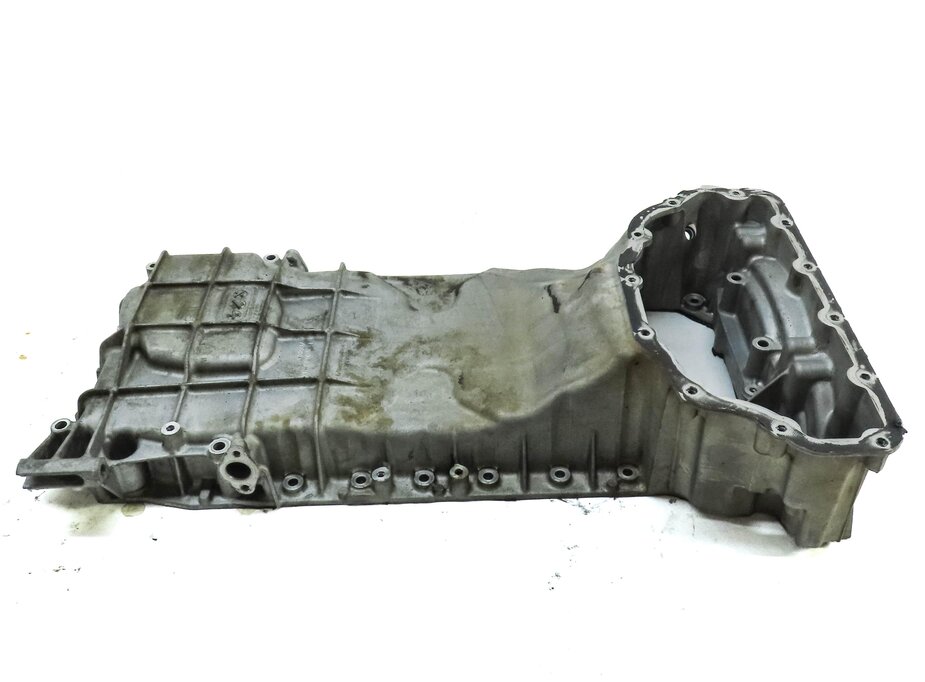 Thumbnail 3: 2012-2020 MERCEDES E550 GL450 GL550 ML550 SL550 CLS550 - 4.6L V8 UPPER OIL PAN