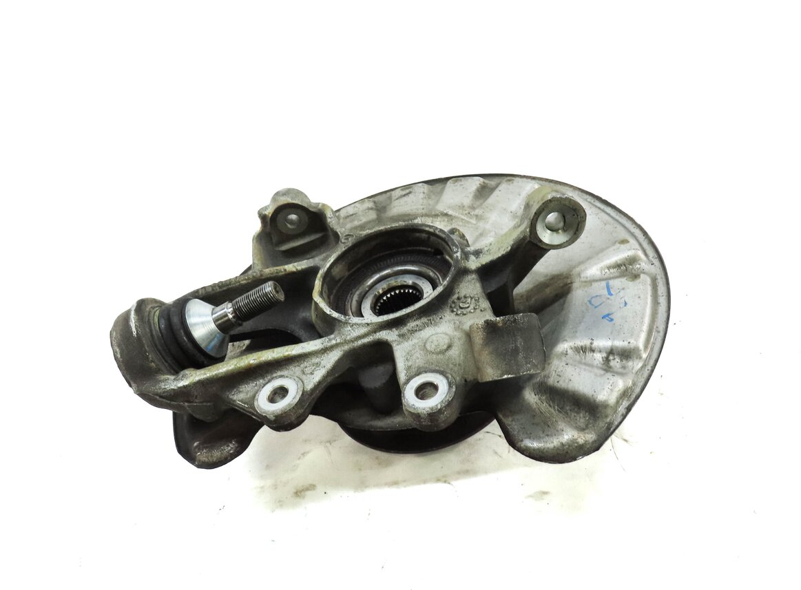 Thumbnail 2: 2012-2015 MERCEDES GL350 GL450 GL550 ML350 (W166 X166) LEFT REAR SPINDLE KNUCKLE