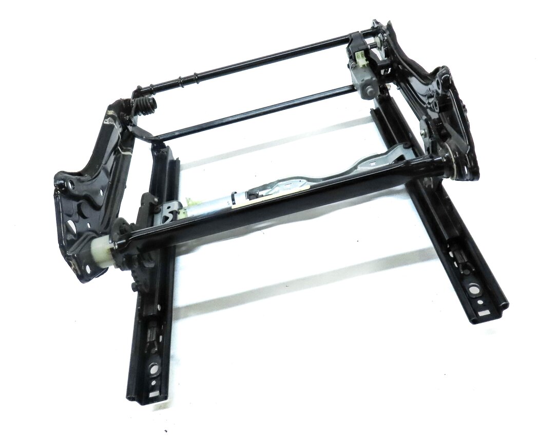 Thumbnail 3: 08-14 MERCEDES C230 C250 C300 C350 (W204) SEDAN - PASSENGER SEAT TRACK w/ MOTORS