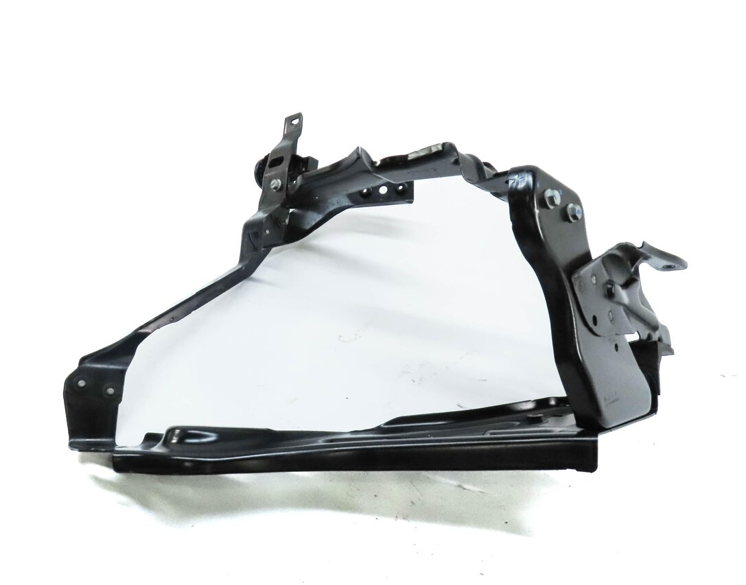 Thumbnail 6: 2012 MERCEDES C250 SEDAN (W204) FRONT RIGHT HEADLIGHT HEAD LAMP MOUNT BRACKET