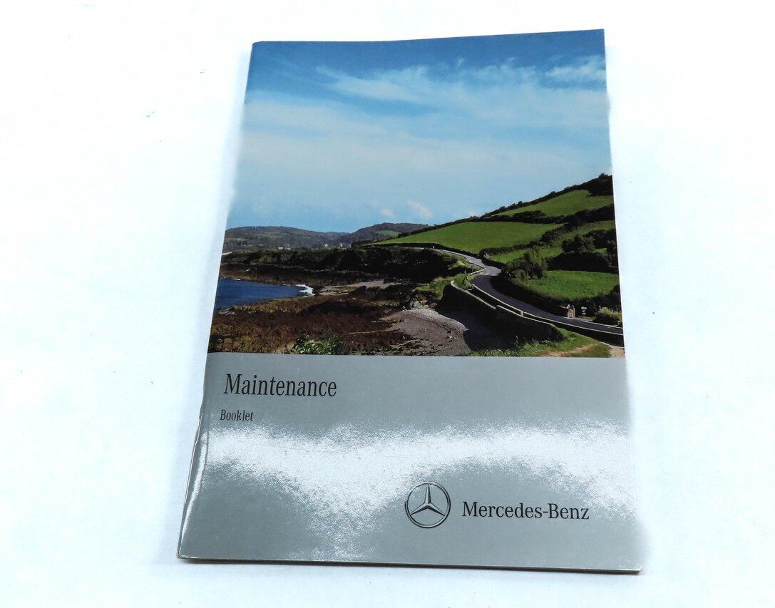 Thumbnail 9: 2012 MERCEDES C250 SEDAN (W204) OWNERS MANUAL BOOKLET SET 7 w/ CARRYING CASE