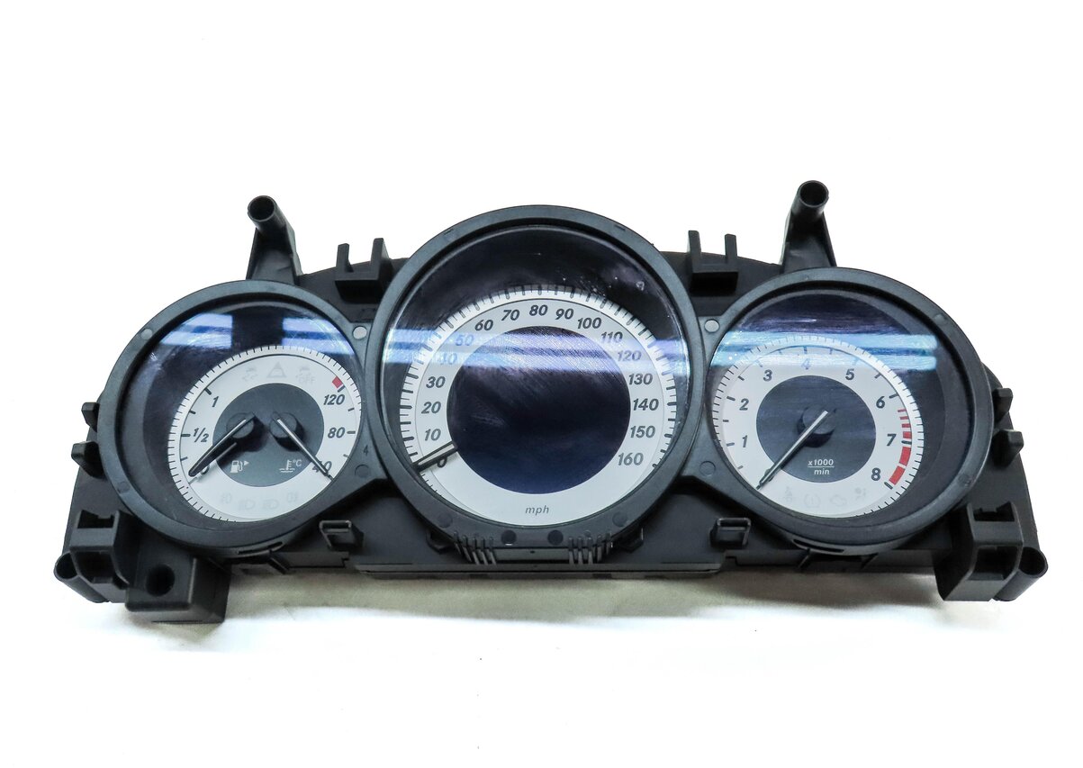 Thumbnail 3: 2012 MERCEDES C250 C300 C350 (C204 W204) SPEEDOMETER GAUGE CLUSTER (***k MILES)