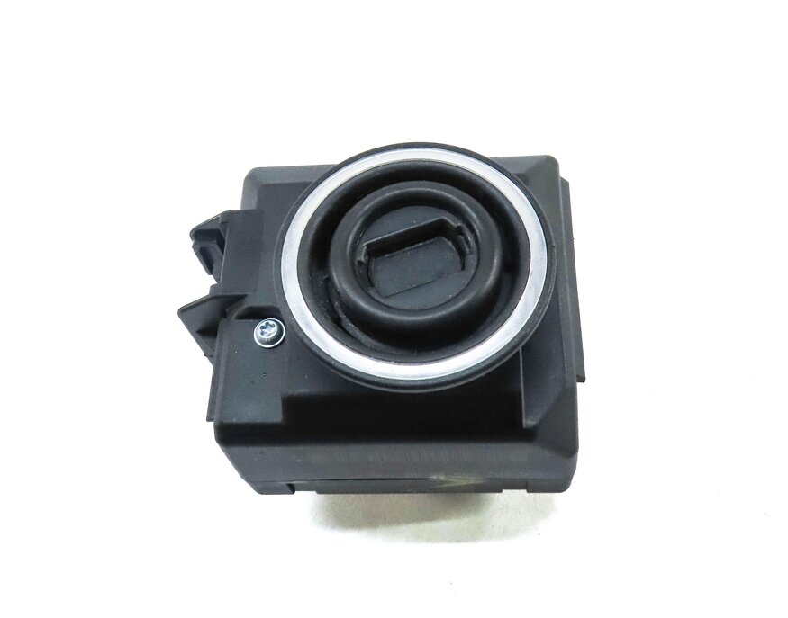 Thumbnail 2: 2008-2013 MERCEDES C E GLK350 (A207 C207 W204 W207 X204) IGNITION SWITCH MODULE