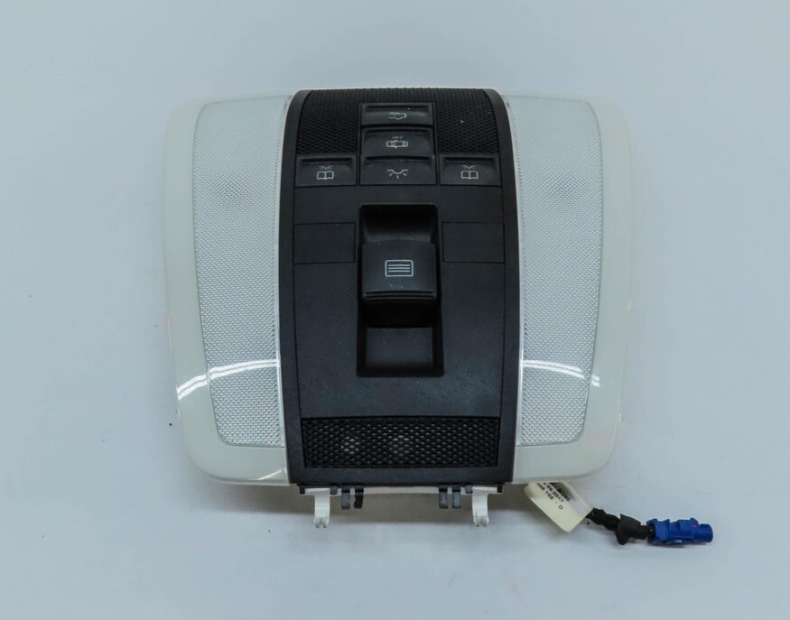 Thumbnail 2: 2012 MERCEDES C250 SEDAN W204 FRONT CENTER ROOF DOMELIGHT MAP READING LAMP BLACK