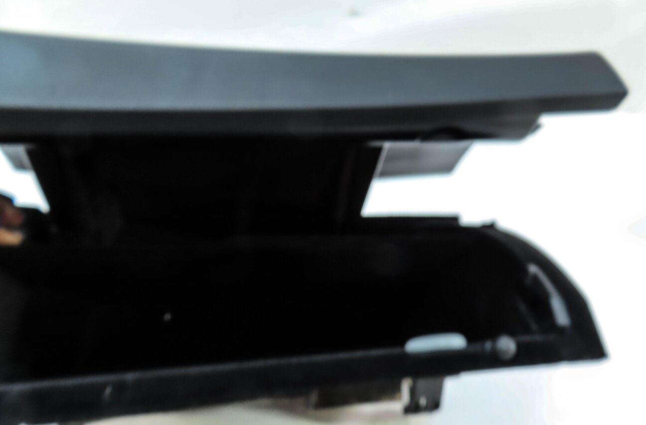 Thumbnail 7: 12-14 MERCEDES C250 C300 C350 C63 (W204) GLOVE BOX STORAGE COMPARTMENT (BLACK)