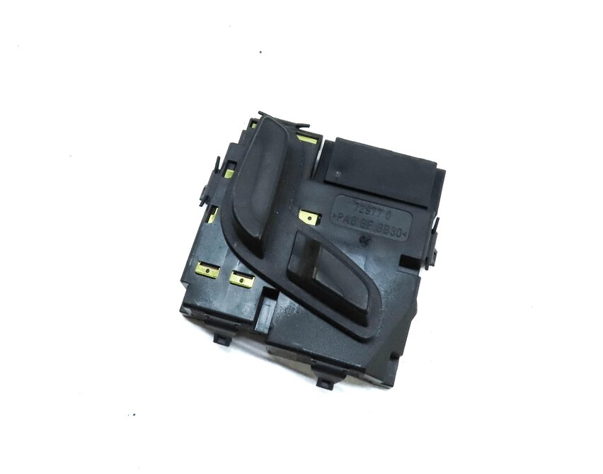 10-17 MERCEDES C E GLK CLS (W204 W207 W212 W218) LEFT DRIVER SEAT ADJUST SWITCH