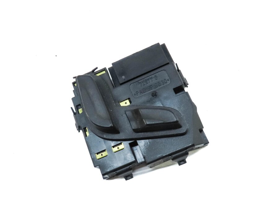 Thumbnail 3: 10-17 MERCEDES C E GLK CLS (W204 W207 W212 W218) LEFT DRIVER SEAT ADJUST SWITCH