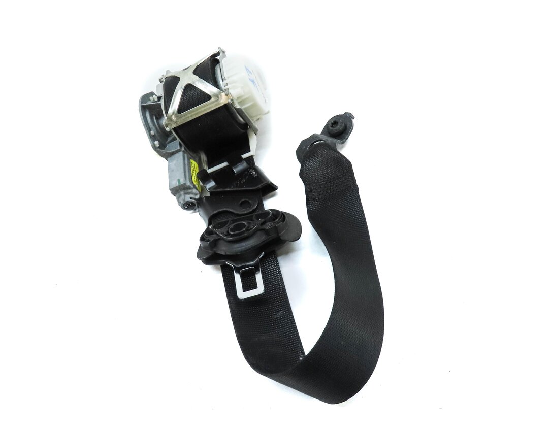 Thumbnail 3: 12-14 MERCEDES C-CLASS W204 SEDAN FRONT LEFT DRIVER SEATBELT RETRACTOR (BLACK)