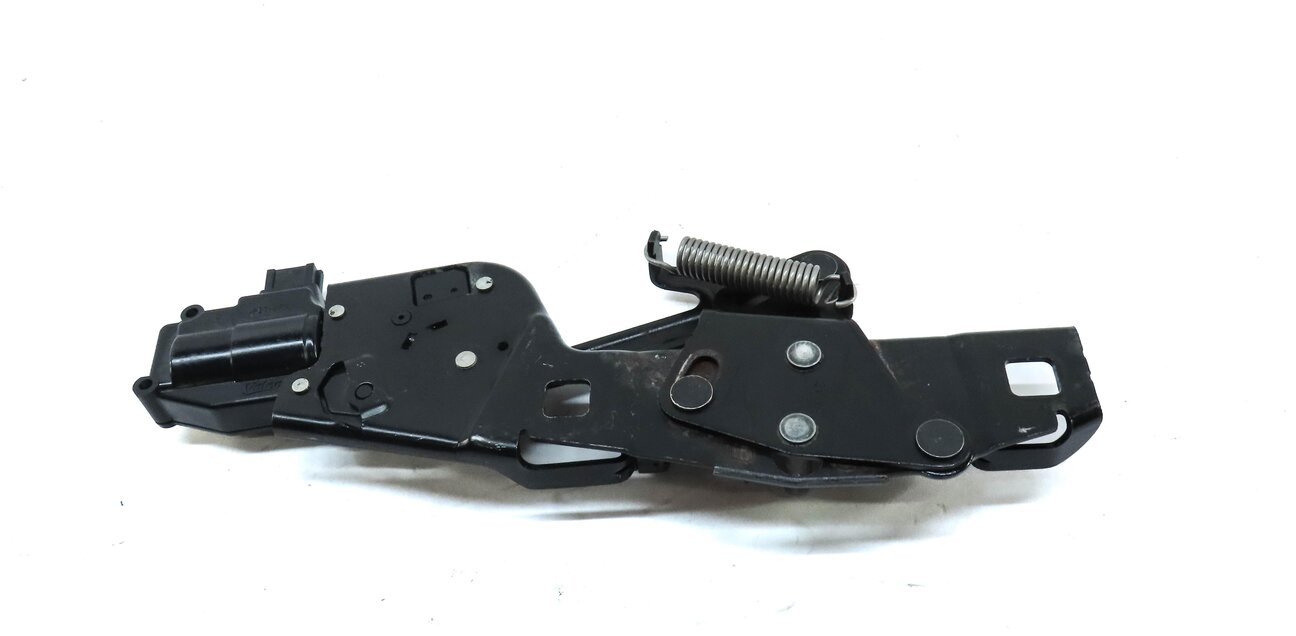Thumbnail 6: 2011 LAND RANGE ROVER SPORT (L320) REAR TRUNK TAILGATE LOWER LOCK LATCH STRIKER