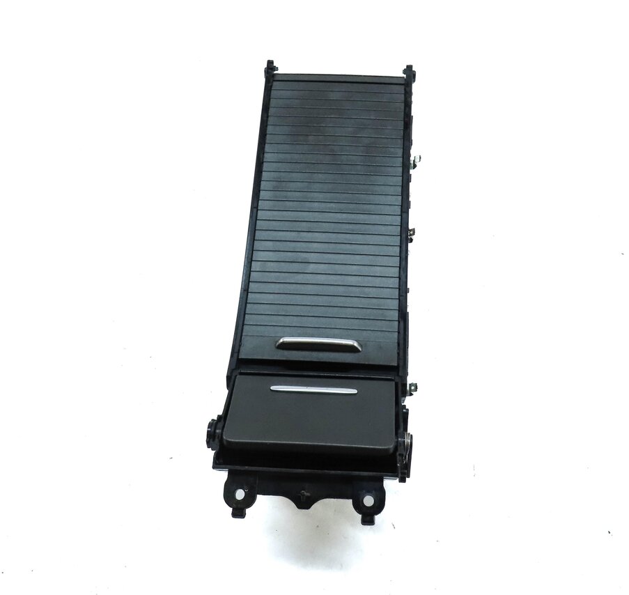 Thumbnail 2: 2011 LAND RANGE ROVER SPORT (L320) FRONT CENTER CONSOLE CUPHOLDER w/ 12v SOCKET