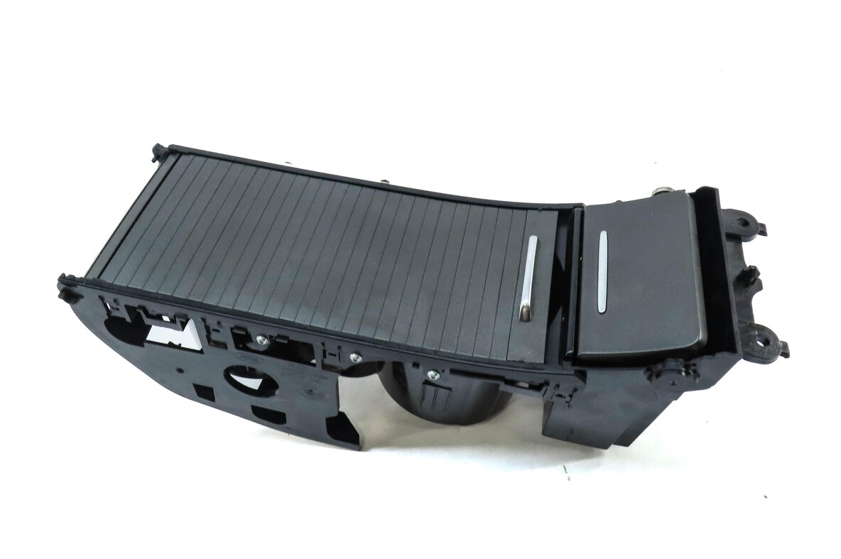 Thumbnail 4: 2011 LAND RANGE ROVER SPORT (L320) FRONT CENTER CONSOLE CUPHOLDER w/ 12v SOCKET