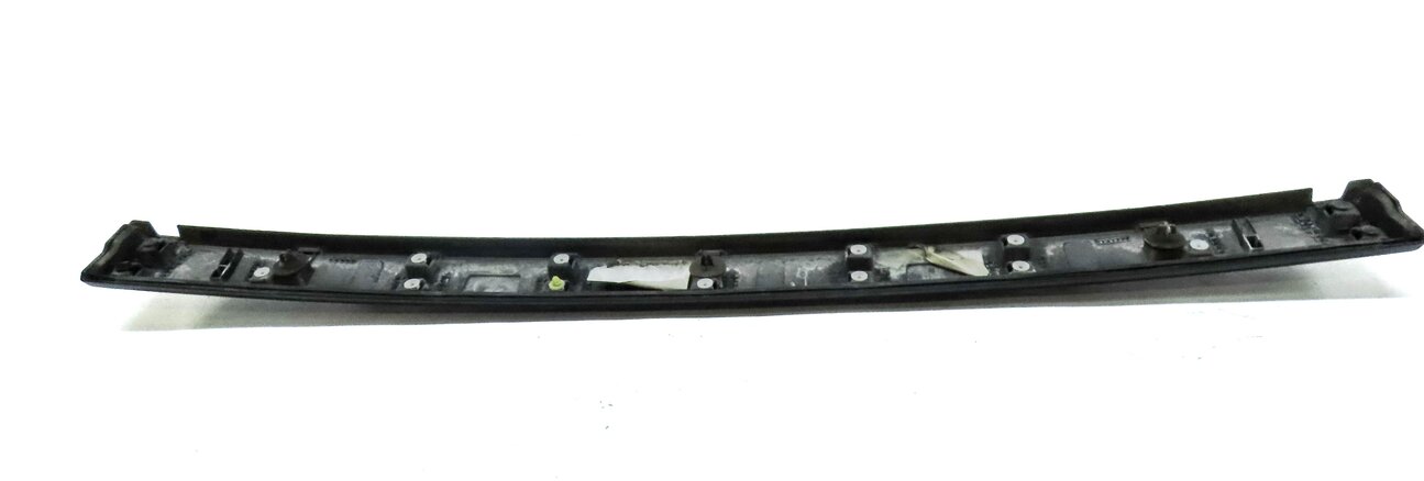 Thumbnail 4: 2011 LAND RANGE ROVER SPORT (L320) REAR TRUNK HATCH TRIM PANEL (SANTORINI BLACK)