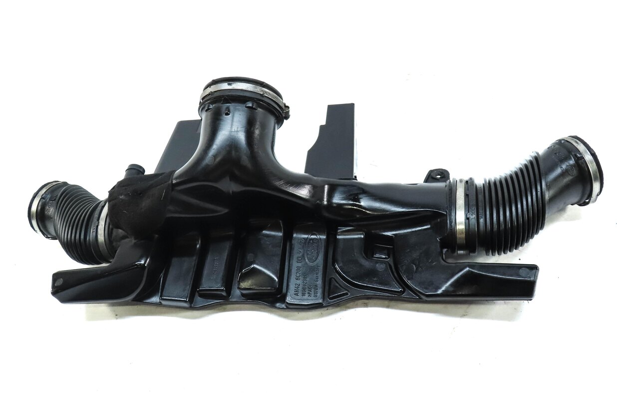 Thumbnail 5: 2011 LAND RANGE ROVER SPORT (L320) 5.0L SUPER ENGINE AIR INTAKE RESONATOR HOSE