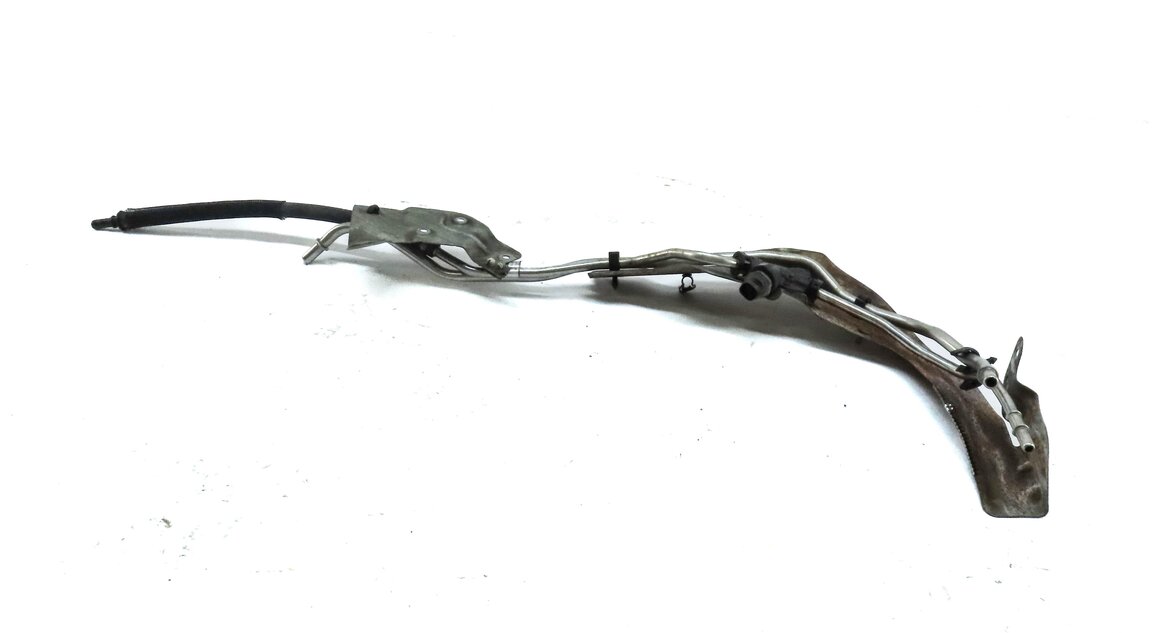 Thumbnail 2: 2011 RANGE ROVER SPORT (L320) 5.0L SUPER ENGINE FUEL VAPOR FEED LINES & BRACKET