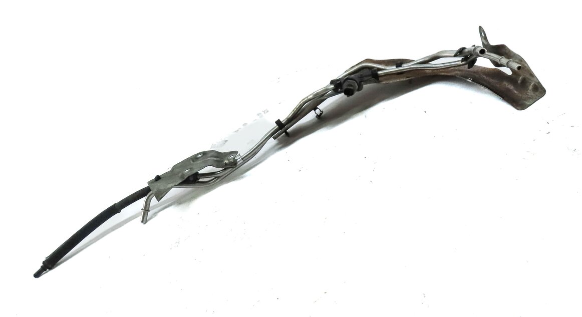 Thumbnail 4: 2011 RANGE ROVER SPORT (L320) 5.0L SUPER ENGINE FUEL VAPOR FEED LINES & BRACKET