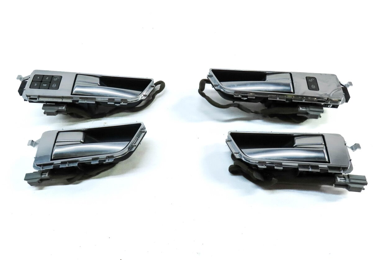 Thumbnail 3: 10-16 LAND ROVER LR4 / RANGE ROVER SPORT (L320) FRONT INTERIOR DOOR HANDLE SET