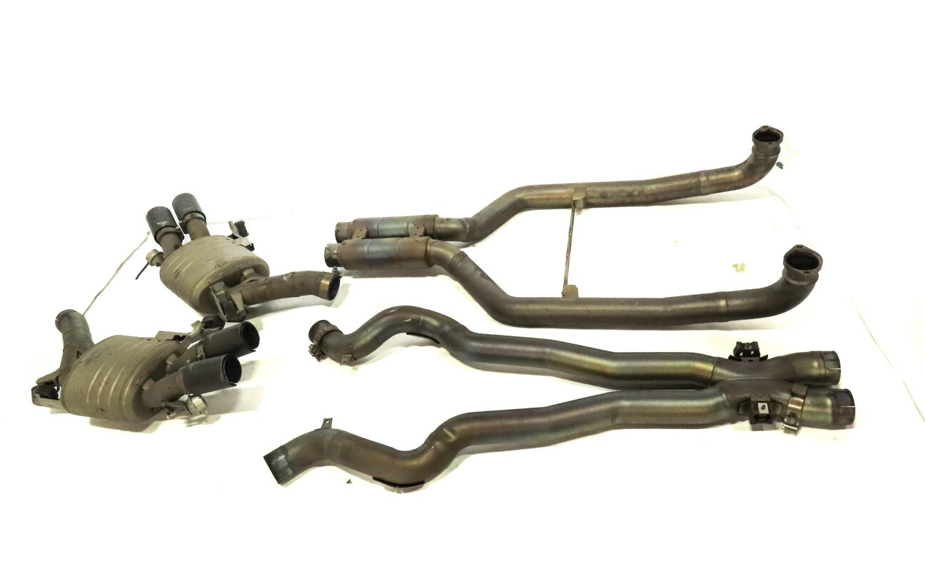 12-19 BMW M6 (F06 F12 F13) 4.4L S63 ///M SPORT COMPETITION MUFFLER EXHAUST SET
