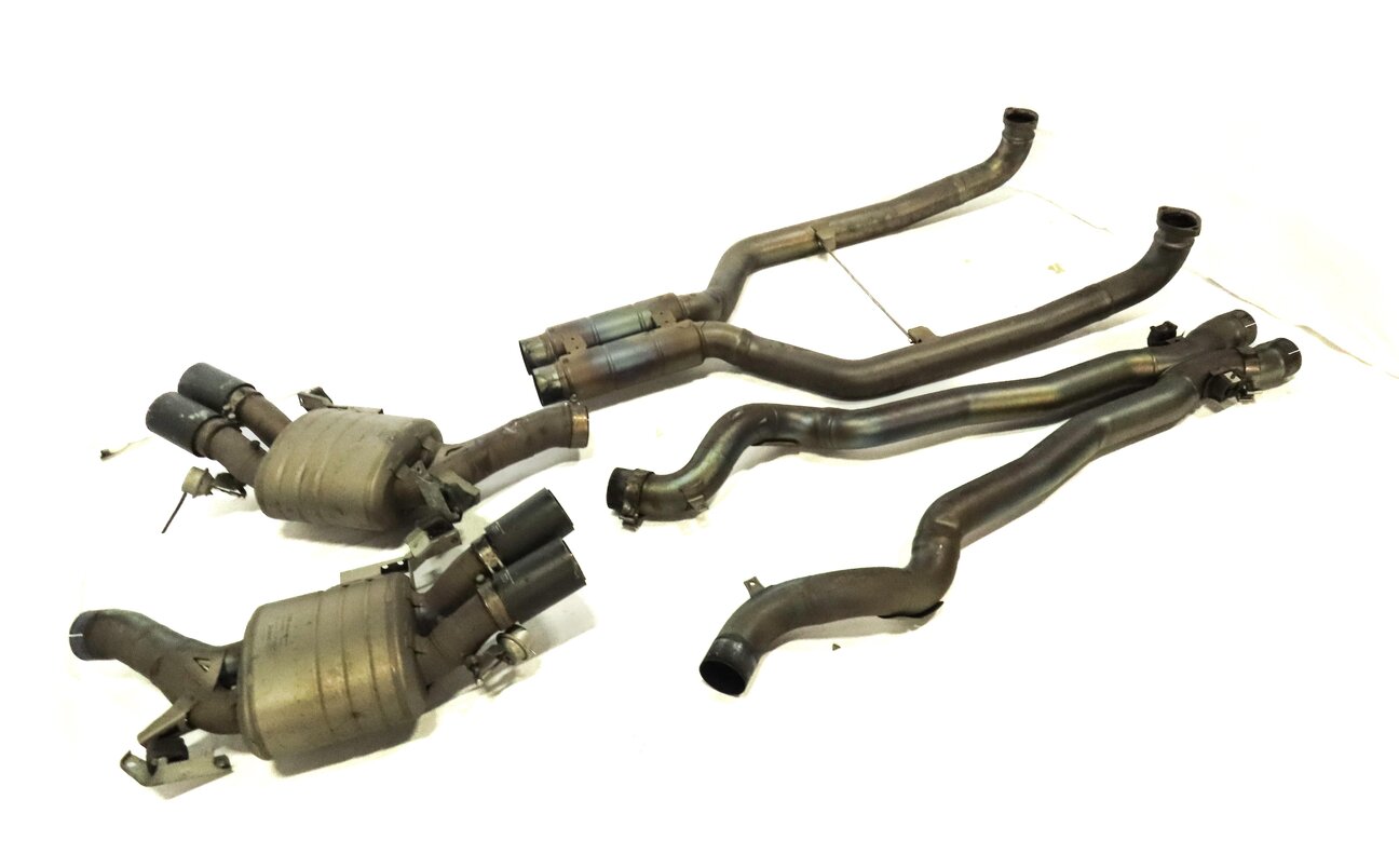 Thumbnail 4: 12-19 BMW M6 (F06 F12 F13) 4.4L S63 ///M SPORT COMPETITION MUFFLER EXHAUST SET