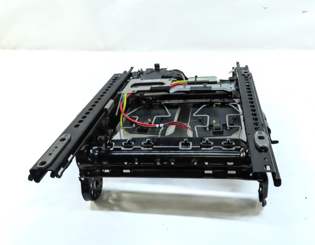 Thumbnail 6: 14-17 BMW 6 M6 COUPE (F13) FRONT RIGHT DRIVER 20 WAY ACTIVE SEAT TRACK w/ MOTORS