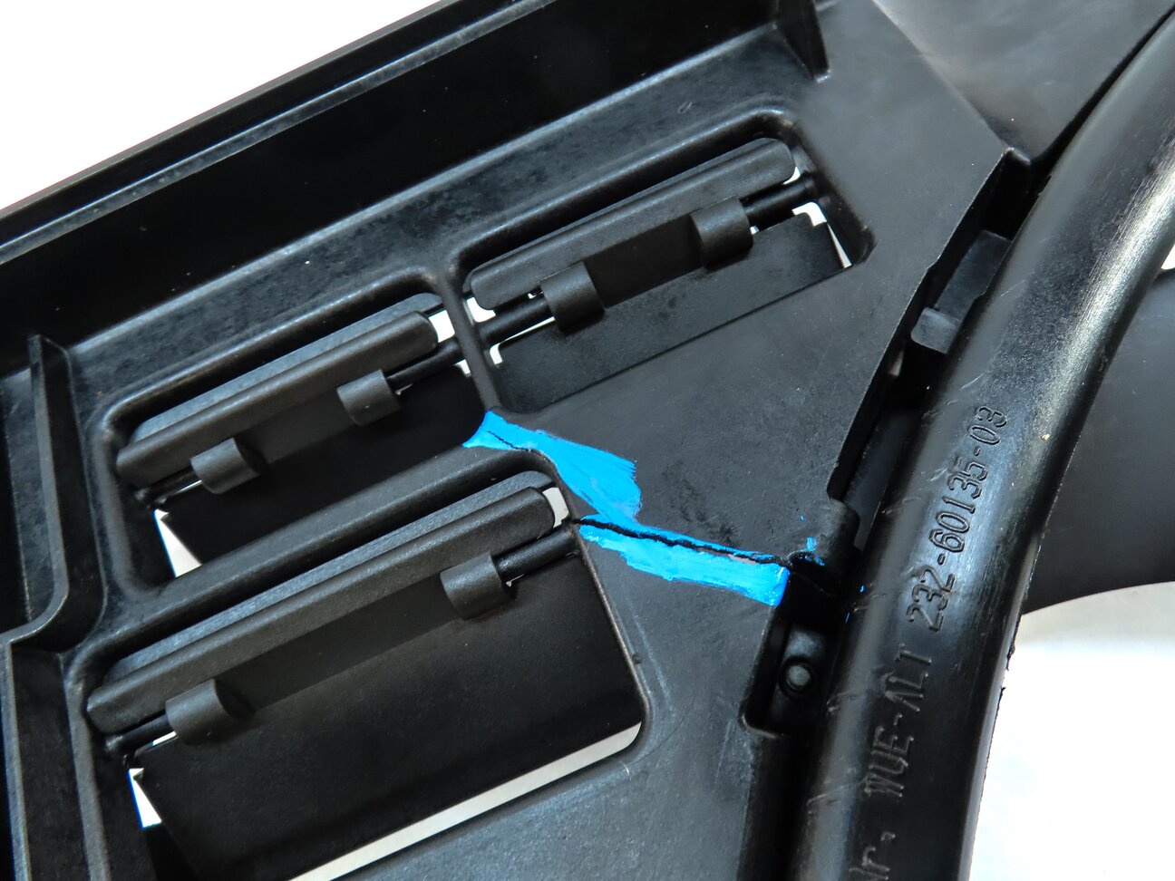 Thumbnail 11: 12-19 BMW M5 M6 ///M F06 F10 F12 4.4L S63 1000w SHROUD & COOLING RADIATOR FAN