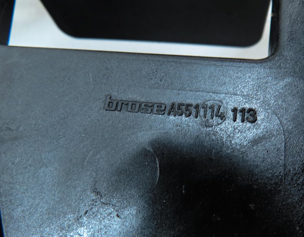 Thumbnail 9: 12-19 BMW M5 M6 ///M F06 F10 F12 4.4L S63 1000w SHROUD & COOLING RADIATOR FAN