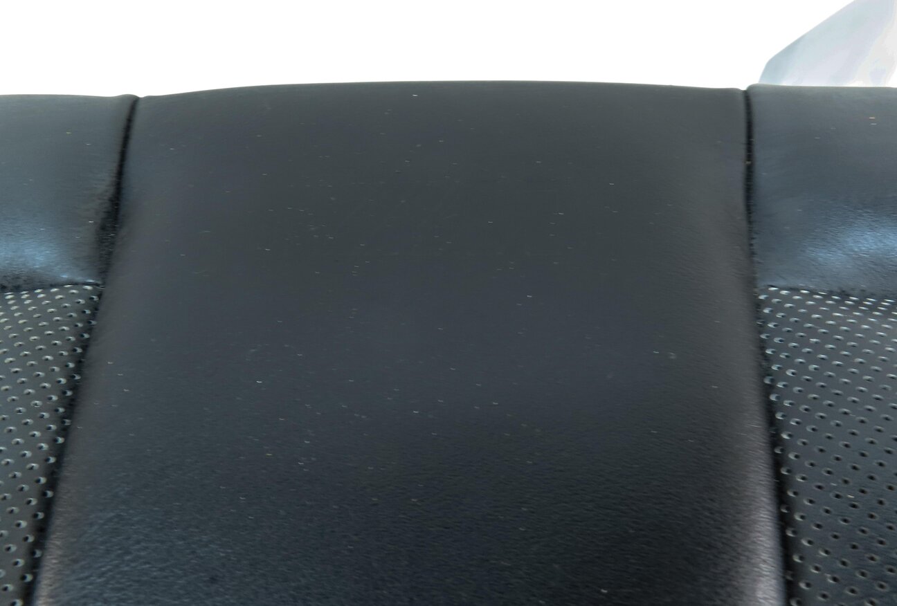 Thumbnail 14: 14-17 6 M6 COUPE (F13) FRONT RIGHT ///M EMBOSSED VENTED UPPER SEAT CUSHION BLACK