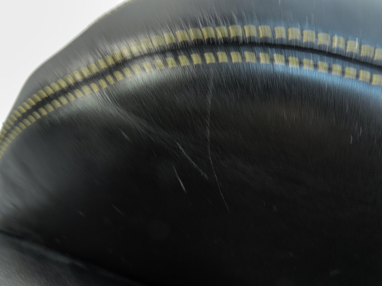 Thumbnail 23: 14-17 6 M6 COUPE (F13) FRONT RIGHT ///M EMBOSSED VENTED UPPER SEAT CUSHION BLACK