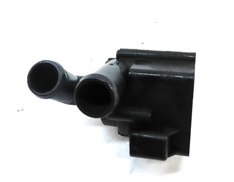 Thumbnail 4: 2016 BMW M6 COUPE (F13) 4.4L S63T ENGINE AUXILIARY AUX ELECTRIC WATER PUMP