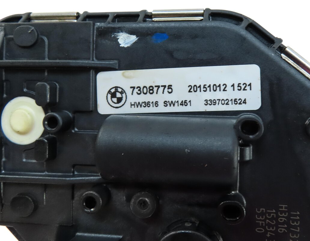 Thumbnail 6: 2012-2019 BMW 640i 650i M6 (F06 F12 F13) FRONT WINDSHIELD WIPER MOTOR
