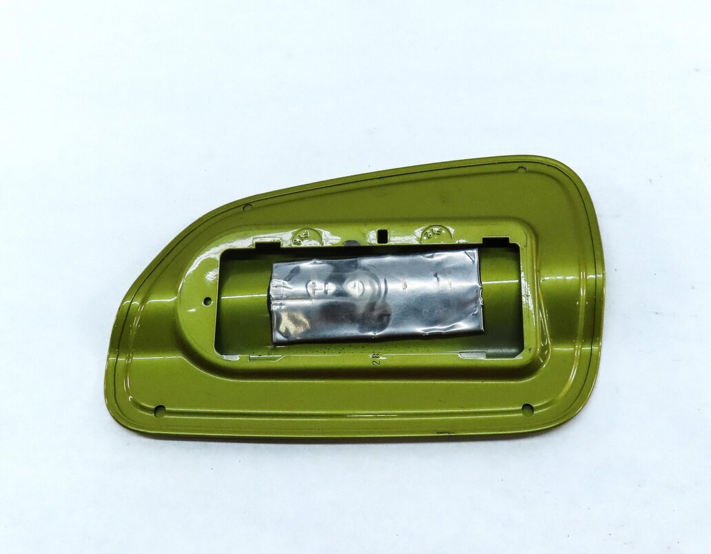 Thumbnail 5: 12-18 BMW 6 M6 SERIES COUPE & CONVERTIBLE (F06 F12 F13) FUEL TANK DOOR (GOLD)