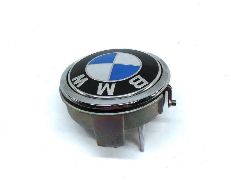 Thumbnail 4: 2016 BMW M6 COUPE (F13) REAR HATCH TRUNK EMBLEM / CAMERA COVER LOGO 7234707