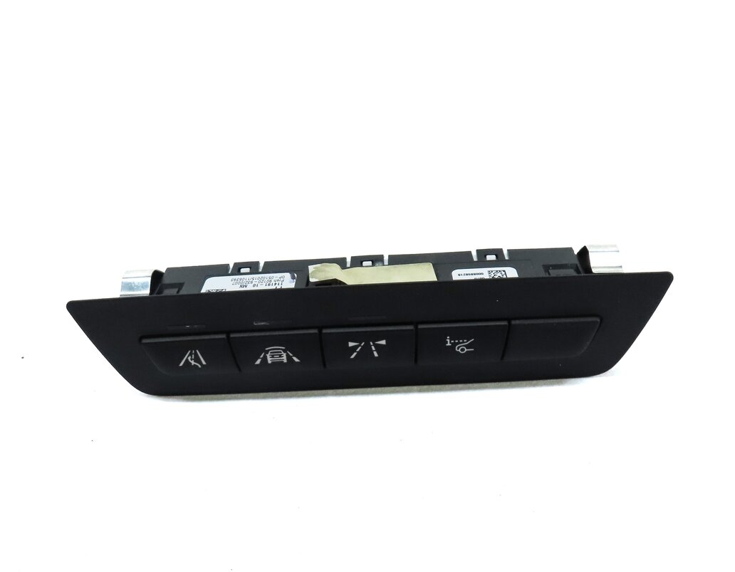 Thumbnail 2: 2016 BMW M6 COUPE (F13) FRONT DASH TRACTION LANE ASSIST SWITCH BUTTON PANEL