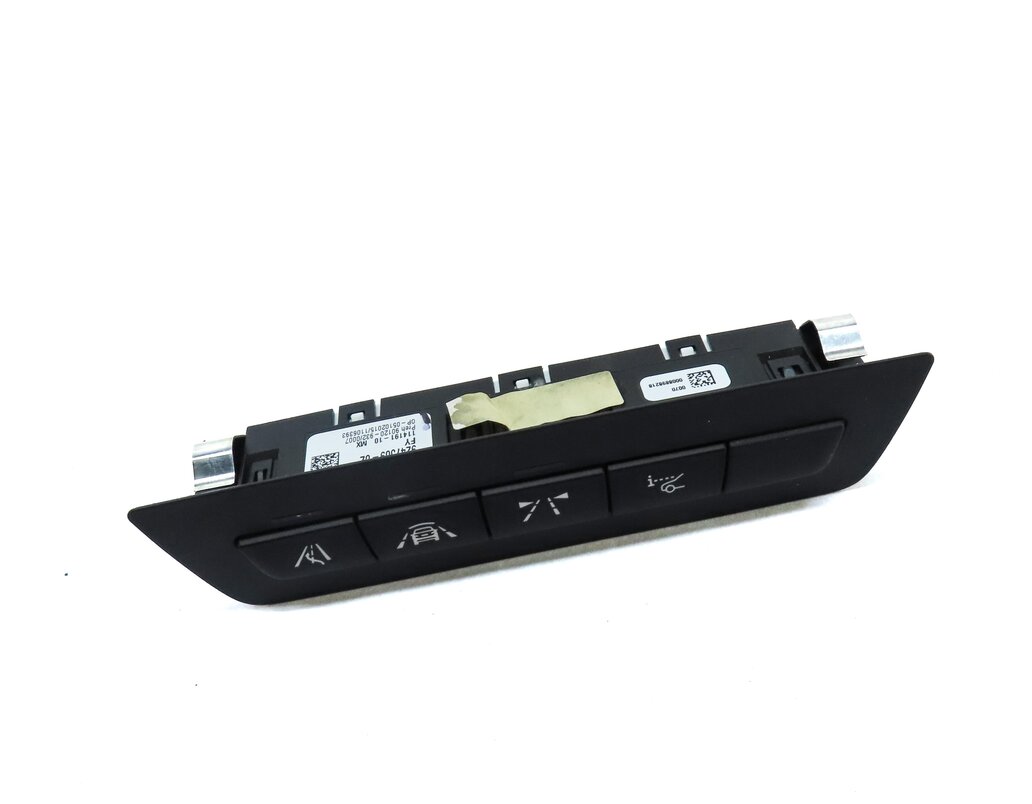 Thumbnail 3: 2016 BMW M6 COUPE (F13) FRONT DASH TRACTION LANE ASSIST SWITCH BUTTON PANEL