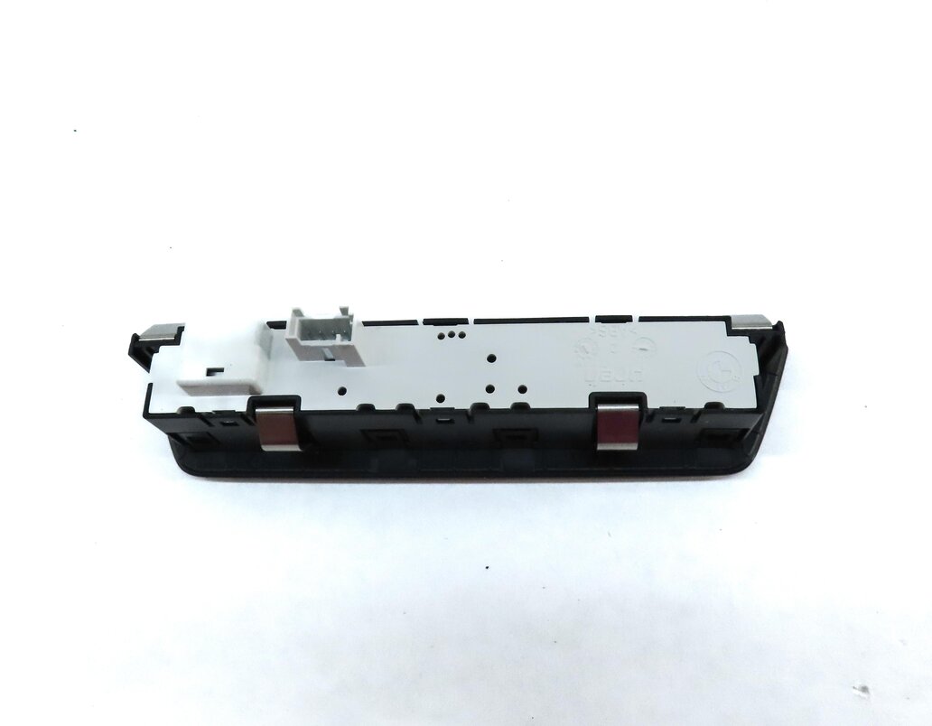 Thumbnail 4: 2016 BMW M6 COUPE (F13) FRONT DASH TRACTION LANE ASSIST SWITCH BUTTON PANEL