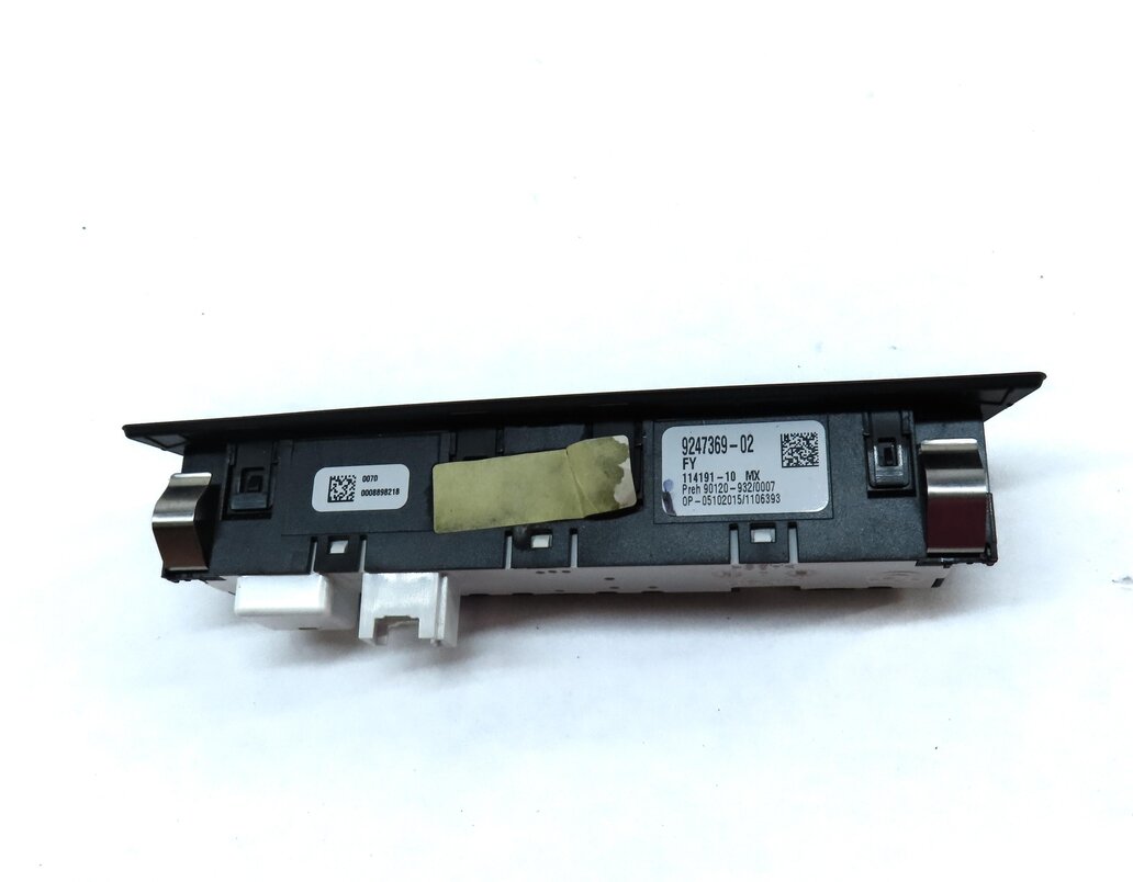 Thumbnail 5: 2016 BMW M6 COUPE (F13) FRONT DASH TRACTION LANE ASSIST SWITCH BUTTON PANEL